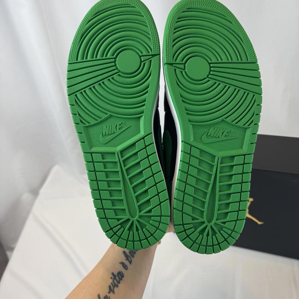 Jordan 1 Low Black/Lucky Green - Size 12 - Picture 4 of 8